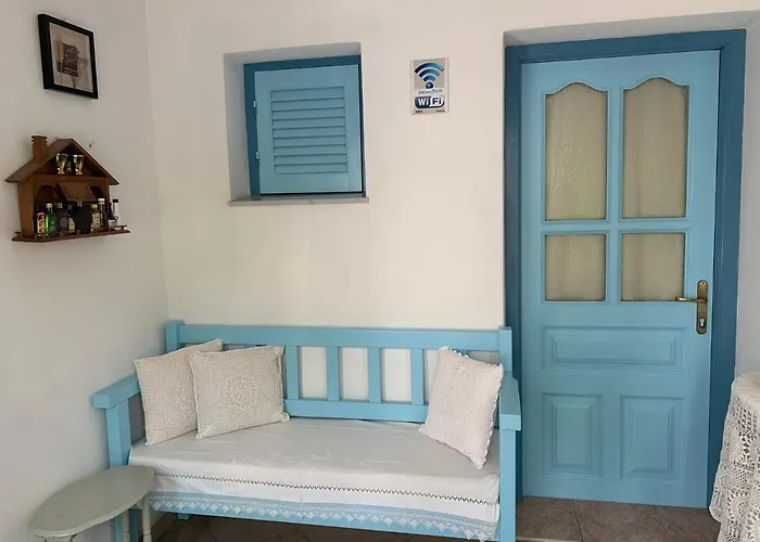 شقة Patmos